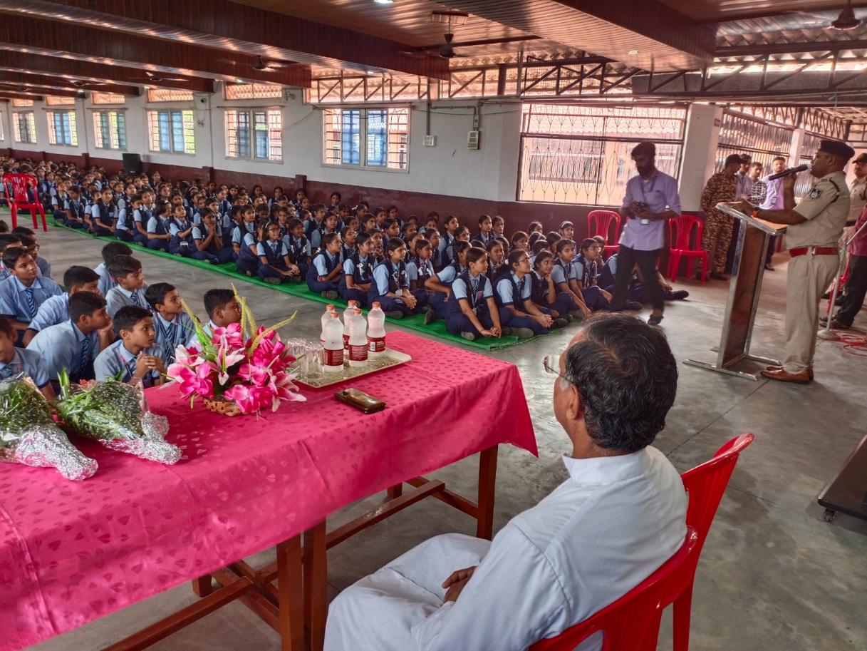 PUSHPA ENGLISH MEDIUM SCHOOL Banner Image